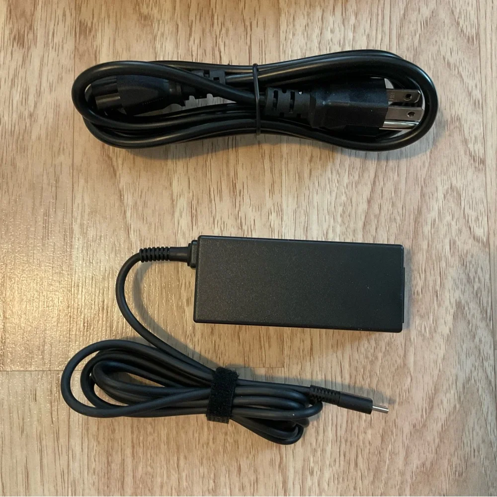 NEW USB Type-C Power adapter Charger Laptop 45W SK90A200225